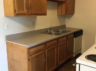5864 Buckeye Ln APT 4, Mentor On the Lake, OH 44060