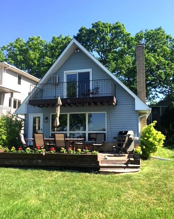 1st image of 424 W Horseshoe Dr