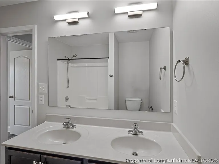 134 Huzzas Cir — Photo 13