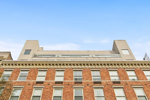 Rented by Compass | media 39