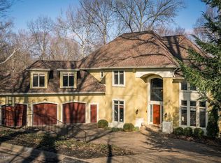 2905 Cliffwynde Trce, Spring Valley, KY 40241