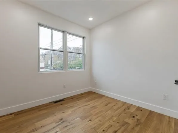 259 Liberty Avenue image 15 of 24