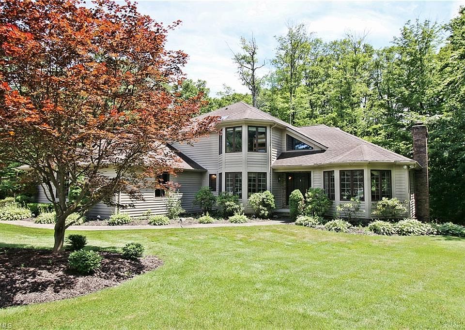 1st image of 3964 Ramblewood Dr