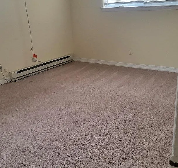 Eagle Court Apartments — Photo 14