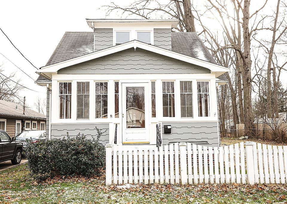 1st image of 34242 Waldmer Dr