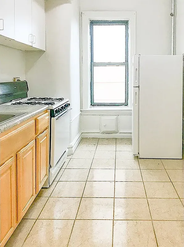 141 East 54th Street — Photo 3