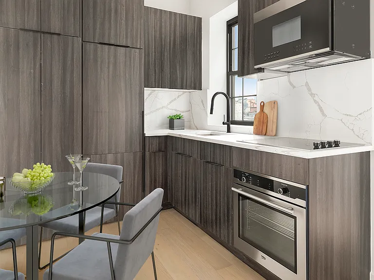 141 India St #4A — Photo 3