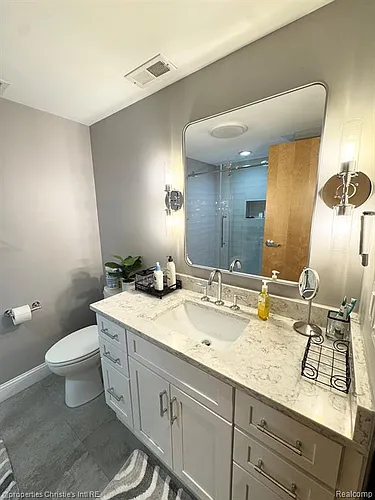 55 W Canfield St Photo 1