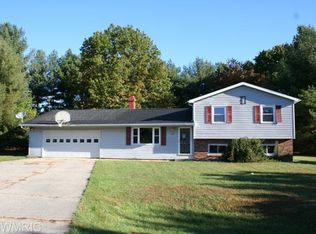 843 Rolling Meadows Dr, Quincy, MI 49082