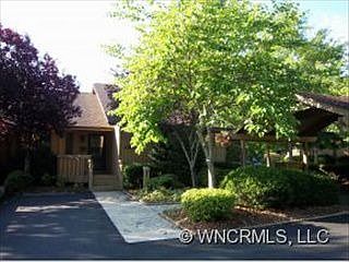 1st image of 504 Red Oak Dr
