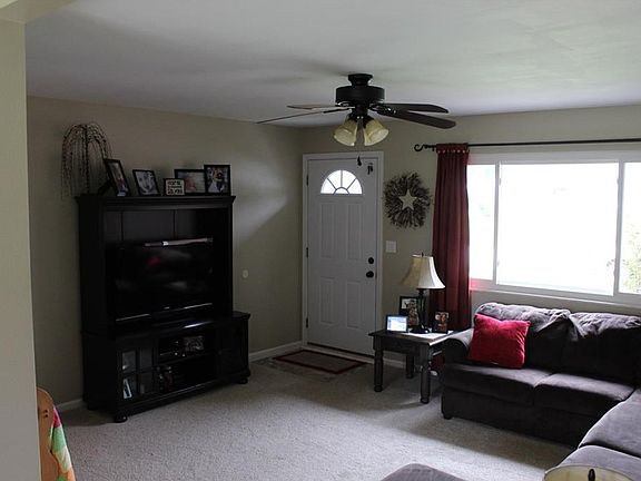 5th image of 207 Oregon Dr