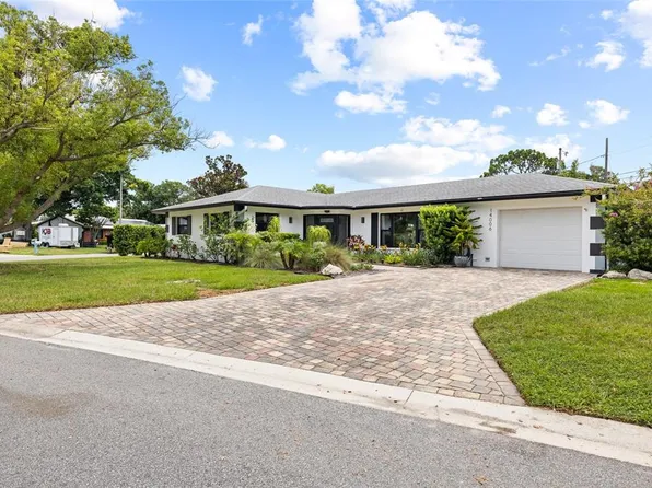 14006 81st Ave, Seminole, FL 33776
