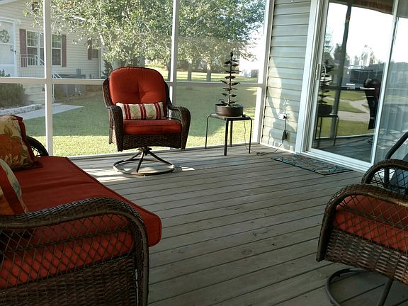SCREENED IN PORCH