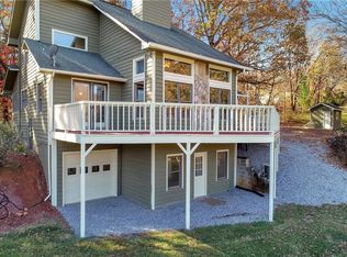 124 Valley View Dr, Cleveland, GA 30528