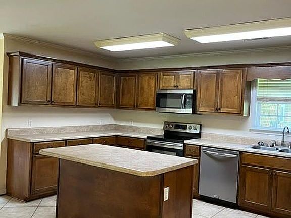 2nd image of 1777 Avant Rd