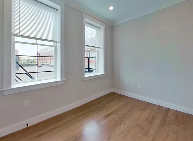 191 Porter St #2 — Photo 2