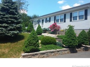 89 Thomaston Rd, Morris, CT 06763