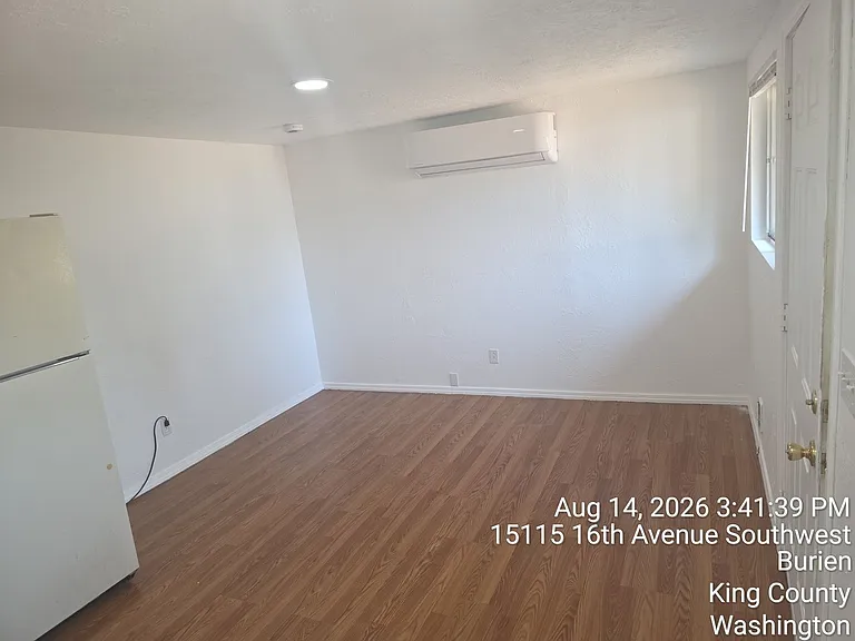 15115 16th Ave SW #B — Photo 4