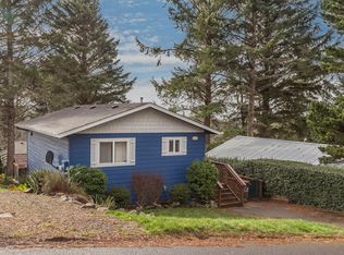 1616 NE 12th St, Lincoln City, OR 97367