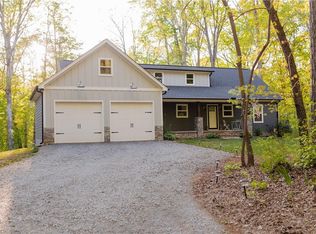 1027 Woodhaven Trl, Yadkinville, NC 27055