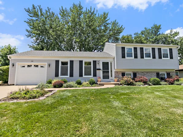 34 Paxton Ln, Schaumburg, IL 60194