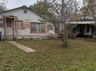 1104 4th St, Bay City, TX 77414