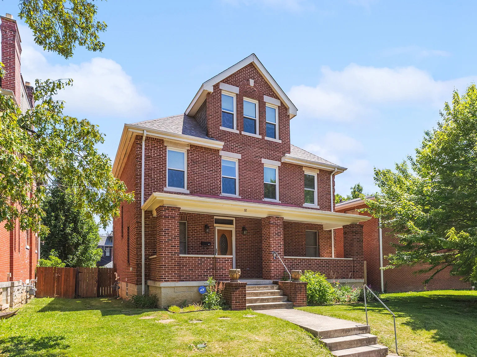 5 bed, 3191 sqft, $3,700 — Photo 3