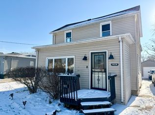 1429 Phelps St, Ottawa, IL 61350