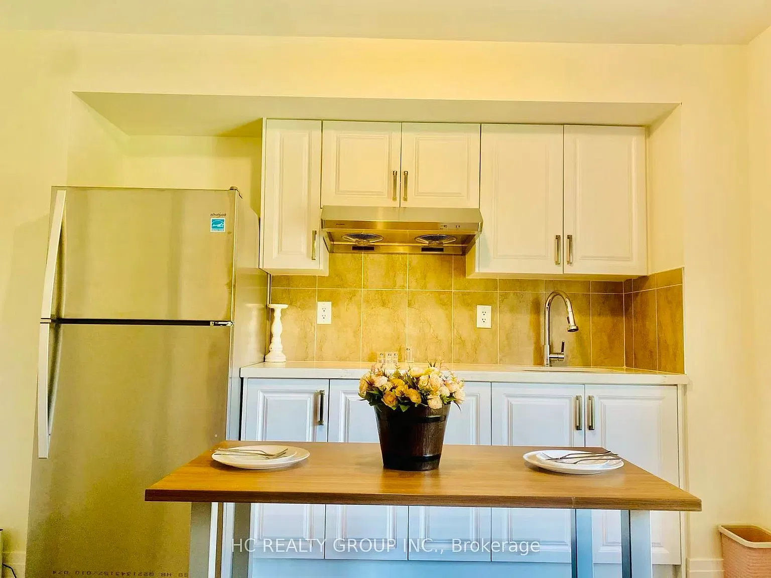 1 bed, $1,660 — Photo 2