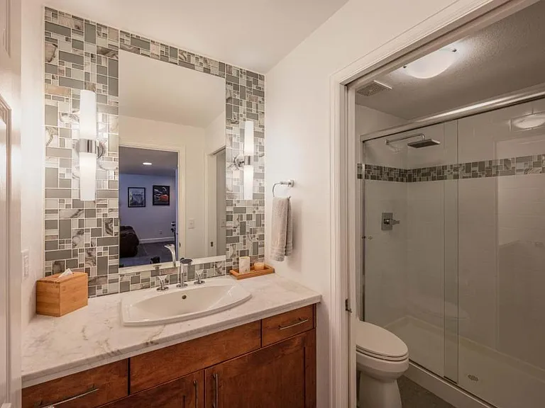 4220 Ravenna Pl — Photo 36