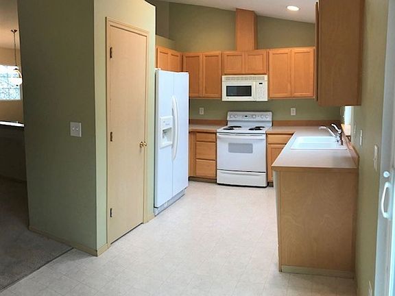2nd image of 5011 60th Ave NE