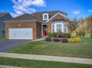 2 W Rossini Ct, Farmingdale, NJ 07727