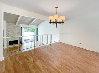 11868 Moorpark St APT C, Studio City, CA 91604