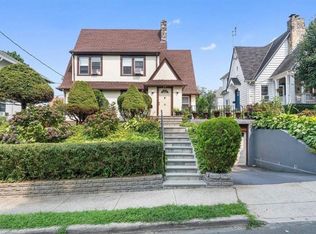 52 McKinley Ave, White Plains, NY 10606