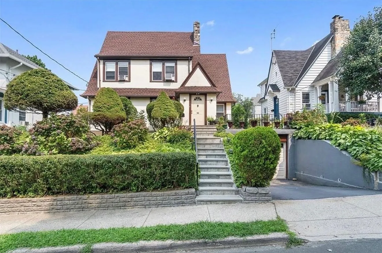 52 McKinley Ave photo 1
