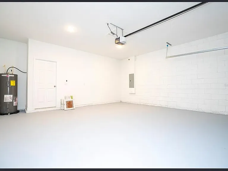 16919 SW 37th Terrace Rd — Photo 5
