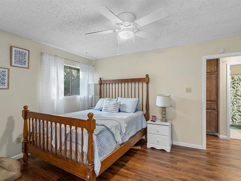 6492 Hart Ln — Photo 16