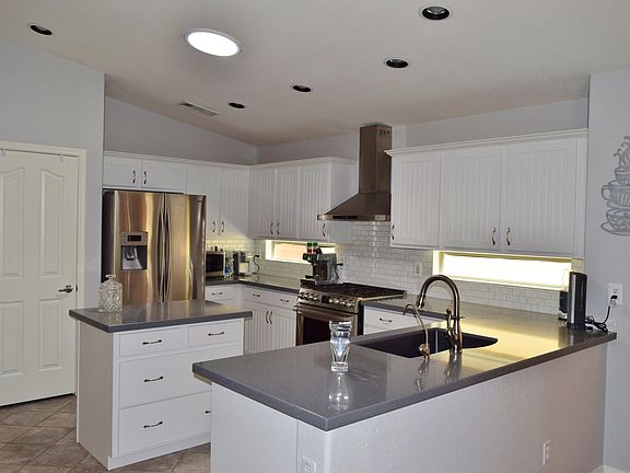 4th image of 10791 W Chisholm Dr