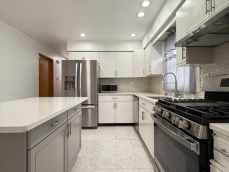 1st image of 157 Beacon Ave Floor 2