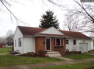 904 Tremont St, Dover, OH