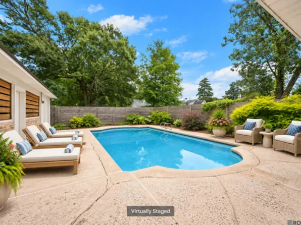 2109 Fairway Dr, Baton Rouge, LA 70809