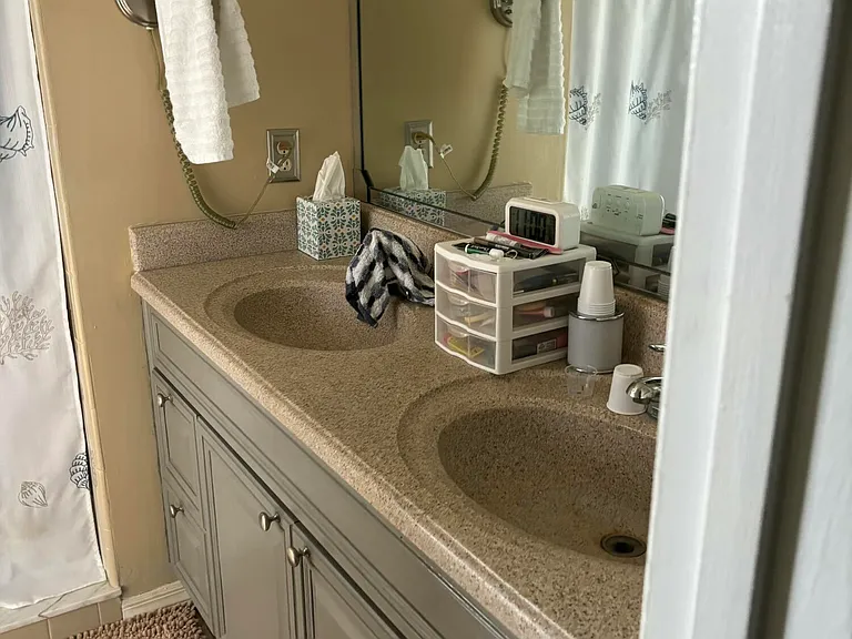 870 Spirea Dr — Photo 11
