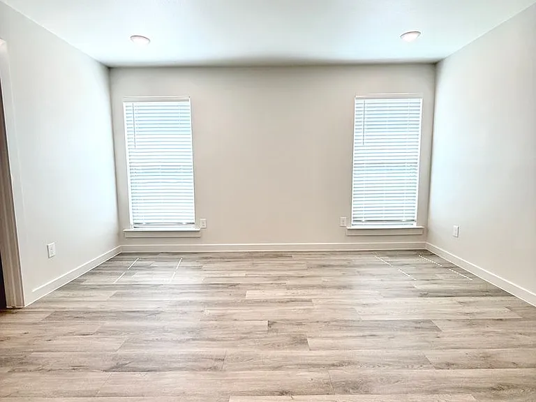 1207 Cottonwood Ave — Photo 11