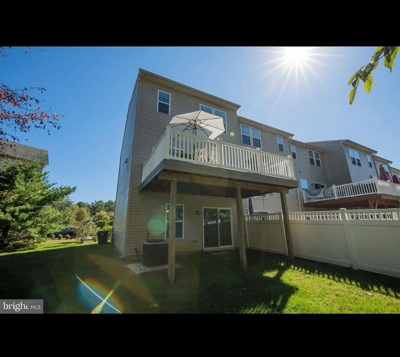 18 Tavern Ln — Photo 2