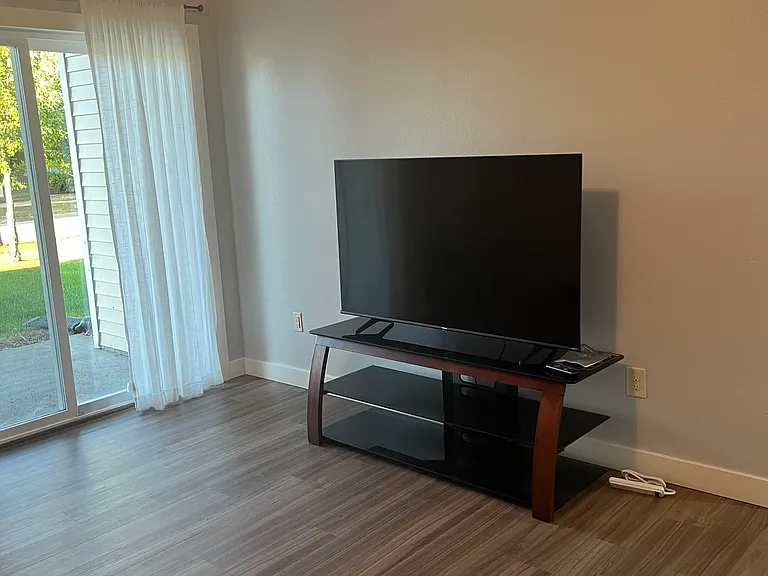 1825 SW White Birch Cir #10 — Photo 2
