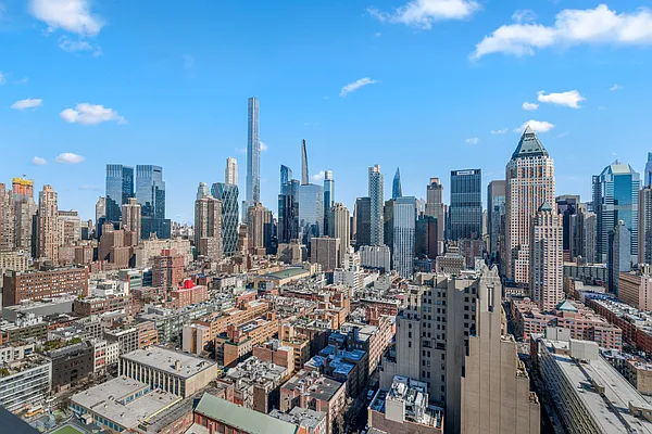 Rented by Empire State Administrative Service LP | media 8