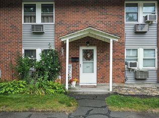 125 Manor Ct #125, Springfield, MA 01118