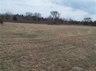 S East Outer Rd, Harrisonville, MO 64701