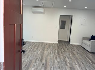 210-2 Iowa Pl, Oxnard, CA 93036