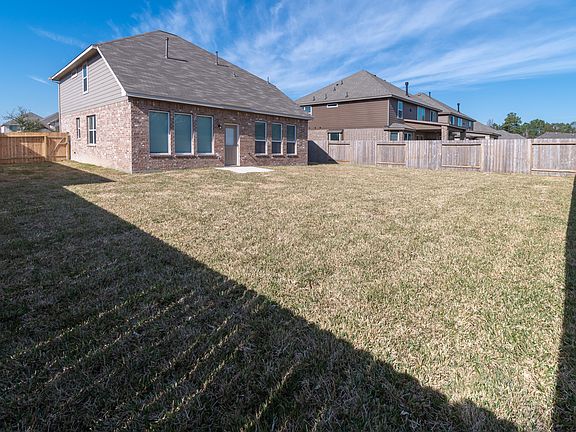 21654 Tea Tree Olive Place-3_06152023